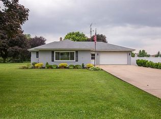706 E 18th St, Mishawaka, IN 46544