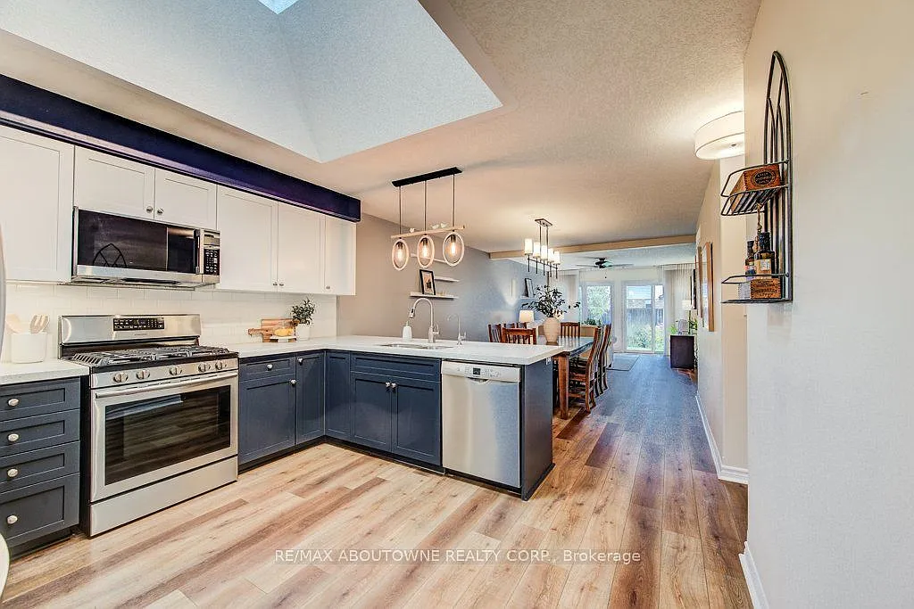 4 bed, $3,500 — Photo 2