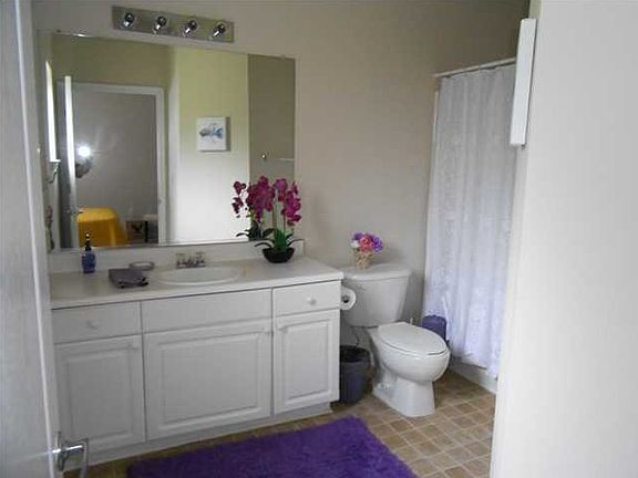 5th image of 1300 Park Blvd #701