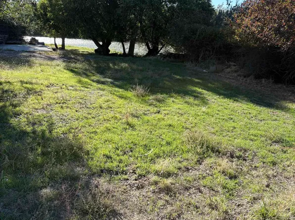 1734 Begonia St, Casper, WY 82604