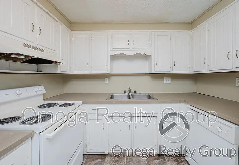 2262 Chapel Hill Rd — Photo 15