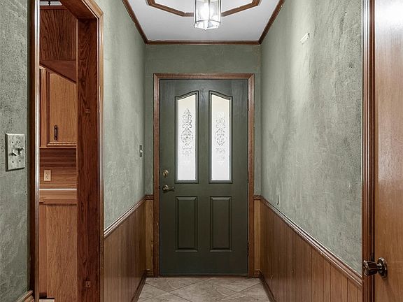 4th image of 128 Ardis Dr