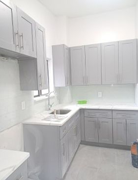 3rd image of 156-00 80th St