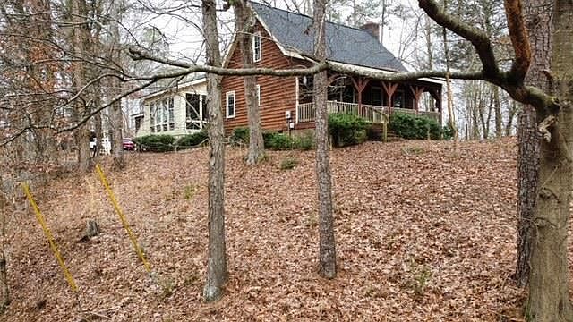 1st image of 1916 Kiker Ln NE