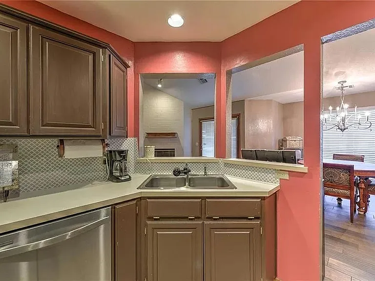 Kitchen sink