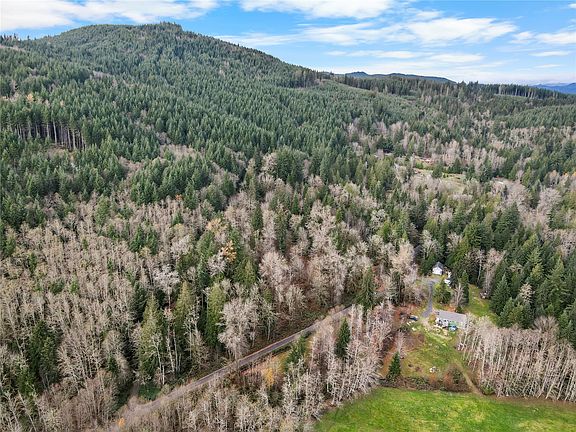 3rd image of 2500 Ebey Mountain Road
