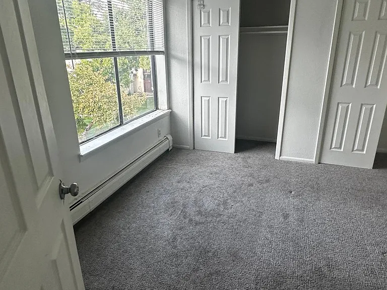 1315 Estes St #16-C — Photo 12