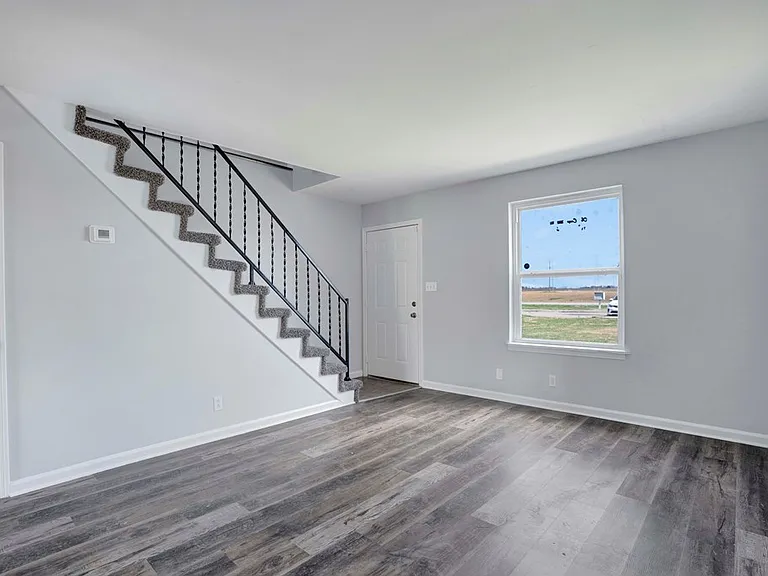 1108 Pembroke Oak Grove Rd — Photo 5