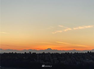 1910 11th Ave W #A, Seattle, WA 98119