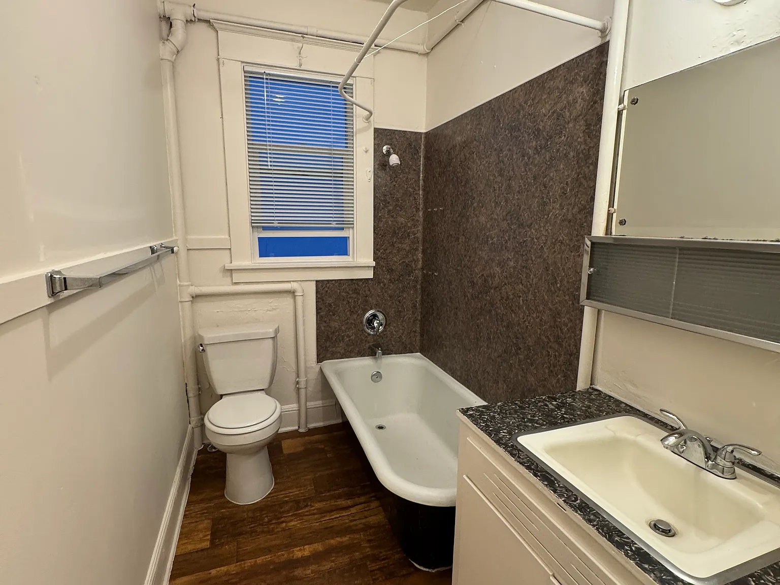 1 bed, 450 sqft, $1,195 — Photo 4