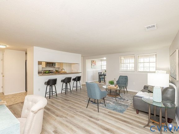 3rd image of 10217 Wolfe Manor Ct Unit 402