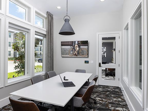 3rd image of 1239 E Borgfeld Dr #2106