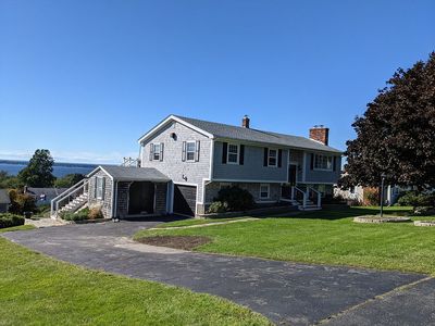 16 Algonquin Dr, Middletown, RI, 02842
