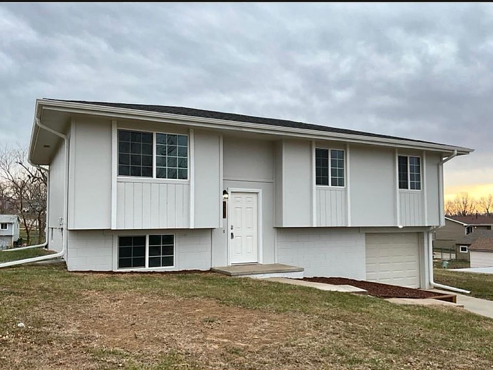 1st image of 3809 N 215th Cir
