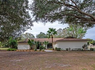 1465 Fox Creek Dr, Sarasota, FL 34240