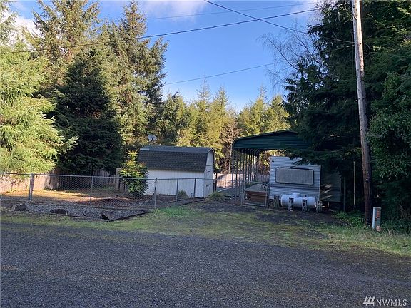 2nd image of 13 Salal Dr