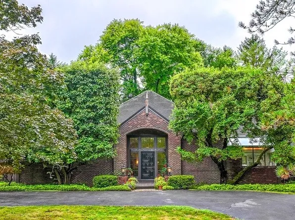 50 Whitestone Ln, Rochester, NY 14618