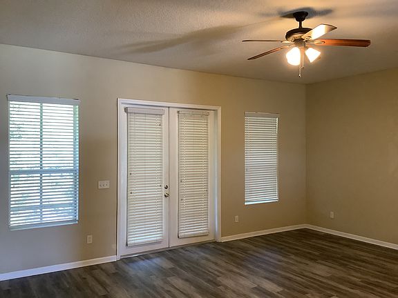 3rd image of 15718 Mason Lakes Dr