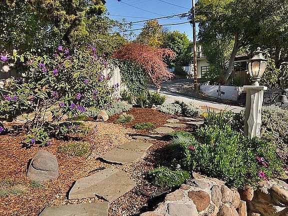 Level acess to street