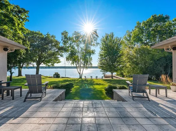 3839 Bay Shore Dr, Sturgeon Bay, WI 54235