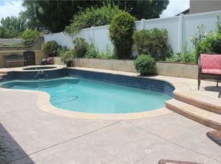 25669 Chimney Rock Rd, Valencia, CA 91355