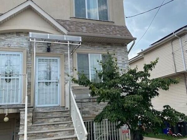 134 Livingston Ave #A