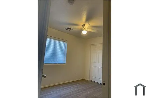 1014 E Mohave St #2 Photo 1