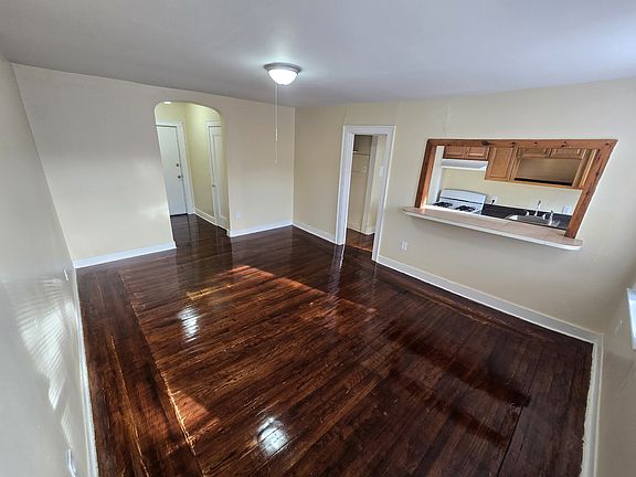 2nd image of 34 Hotchkiss St #C66