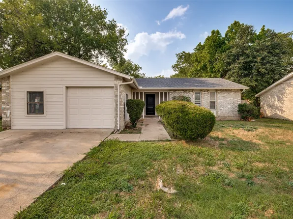 1551 Oakbrook St, Lancaster, TX 75134