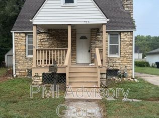 715 SW Wayne Ave, Topeka, KS 66606