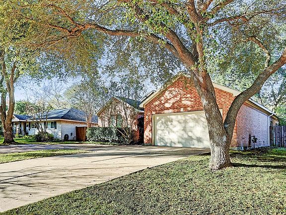 2nd image of 5710 Cerritos Dr