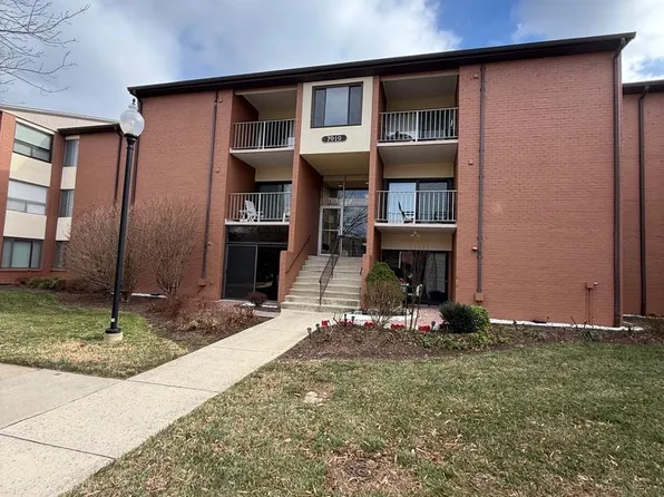 7919 Mandan Rd APT 301, Greenbelt, MD 20770