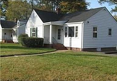 2nd image of 2900 Dellrose Ave