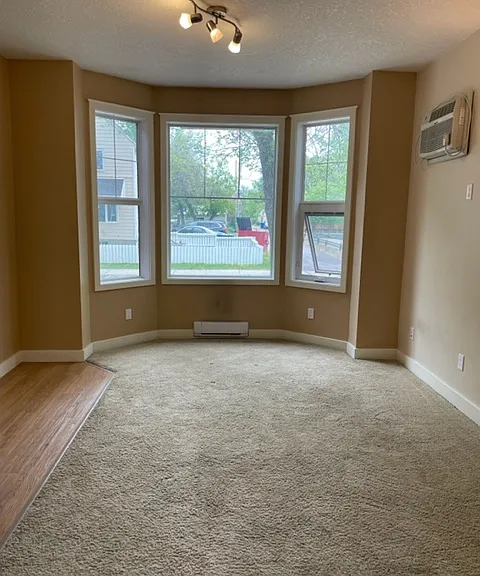 2725 15th Ave #1 — Photo 2