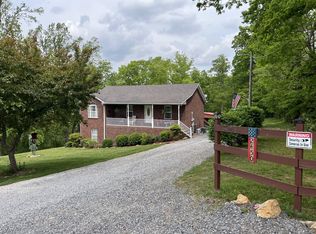 2450 Scotty Parker Rd, Portland, TN 37148