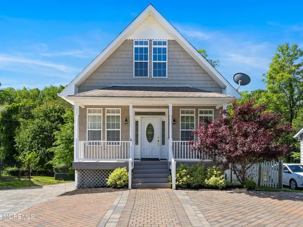 35 Sweetmans Lane, Manalapan, NJ 07726