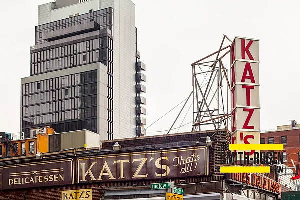 Rented by R New York | media 40