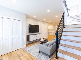 24 Bertrand Island Rd, Mount Arlington Boro, NJ 07856