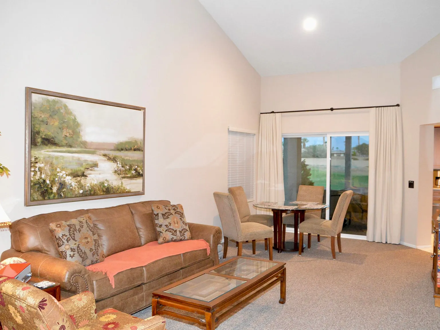 2 bed, 1091 sqft, $5,000 — Photo 3