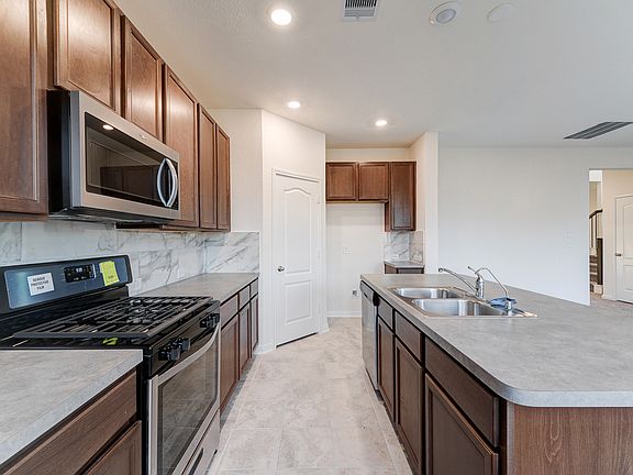 2nd image of 14622 Lofty Cedar Dr