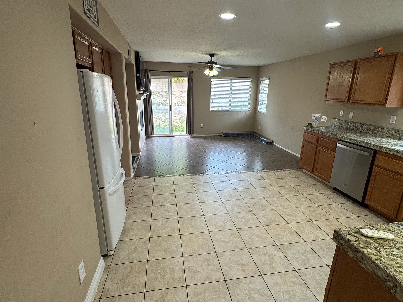 3 bed, 1616 sqft, $3,500 — Photo 4
