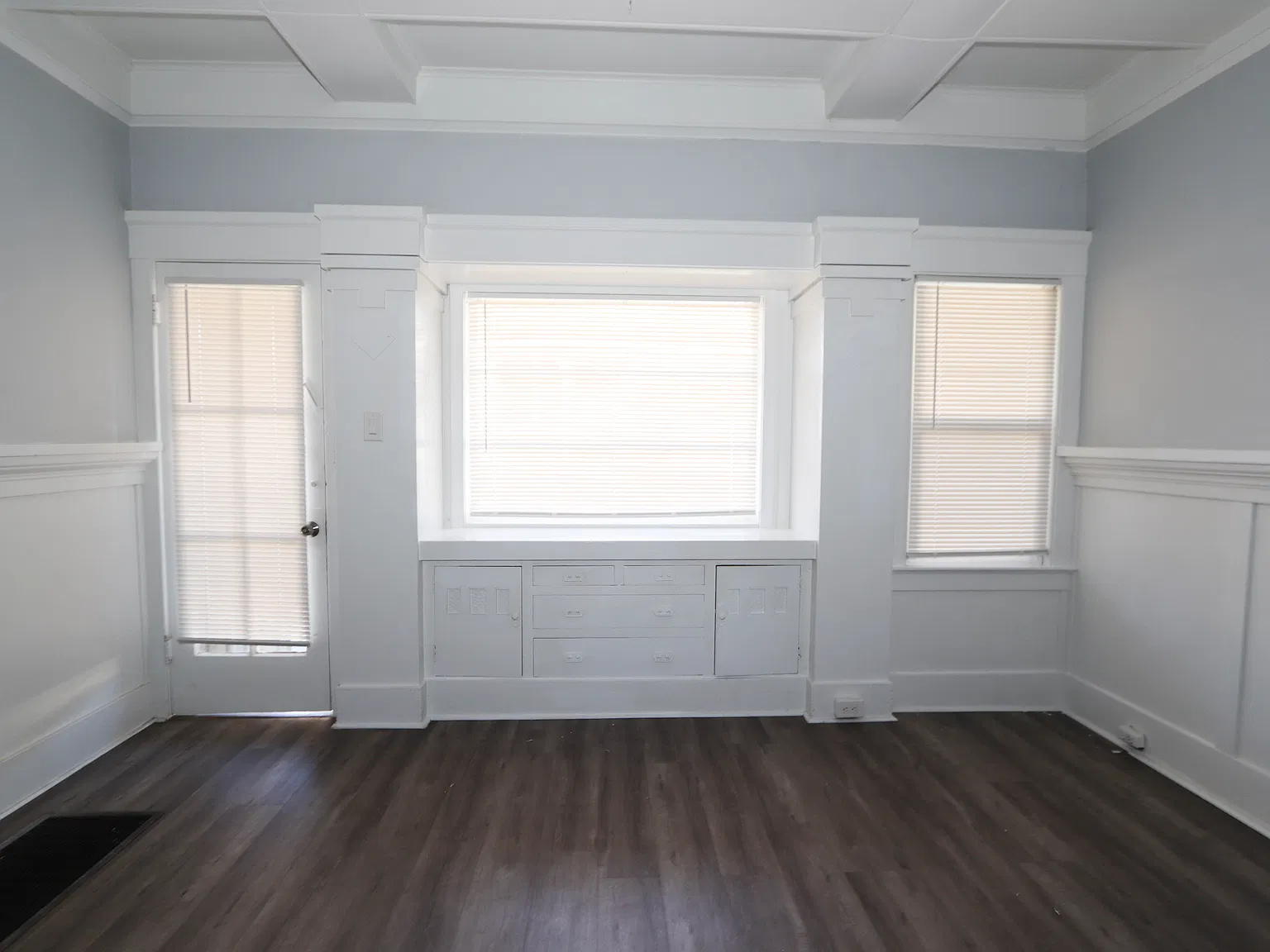 Studio, 359 sqft, $1,595 — Photo 3