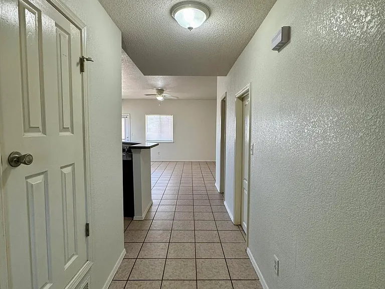 5916 Cielo Del Rey Pl #A — Photo 4