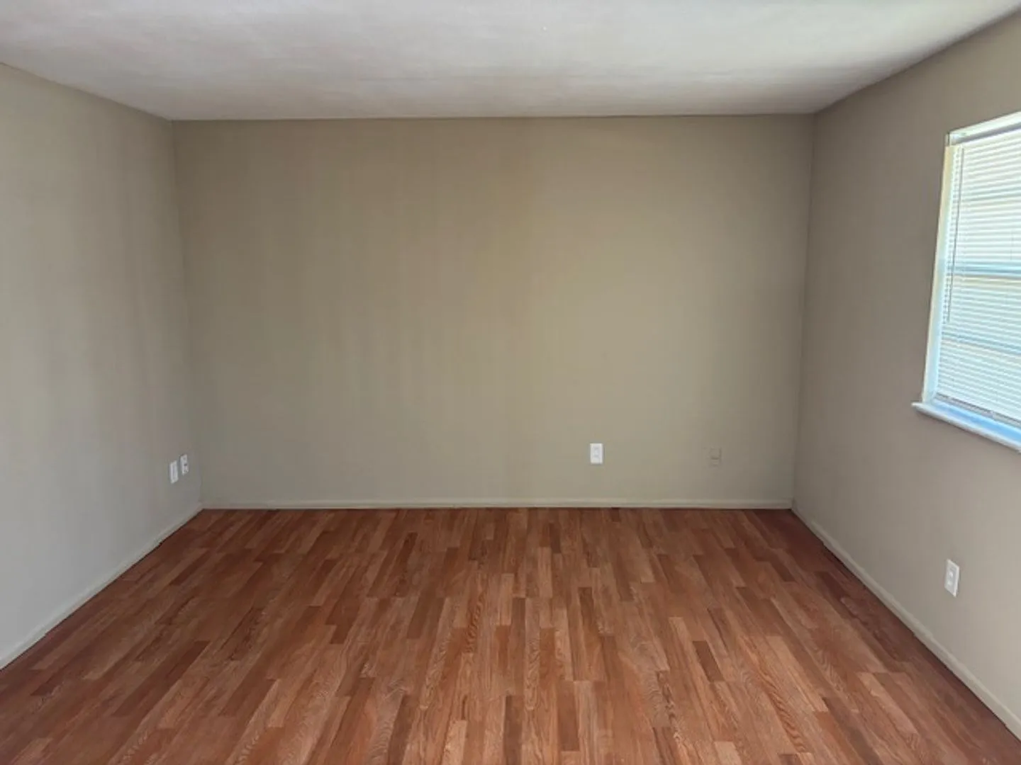 104 Lee Drive — Photo 3