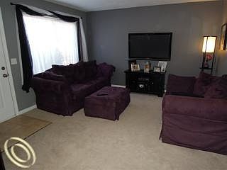 5th image of 47061 Pinecrest Dr