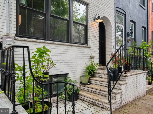 1319 Tasker St, Philadelphia, PA 19148