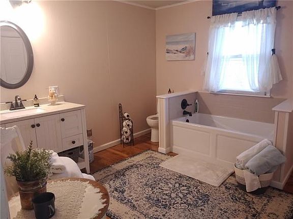 3rd image of 2621 S 22nd St