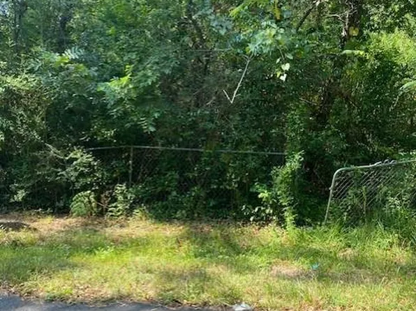Rev Leo P Edgerson Aka Avenue Dr #C, Mandeville, LA 70448