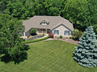 13592 Waite Ct, Crown Point, IN 46307