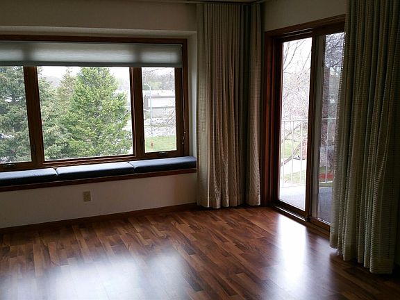 5th image of 3001 S 51st Street Ct Unit 301
